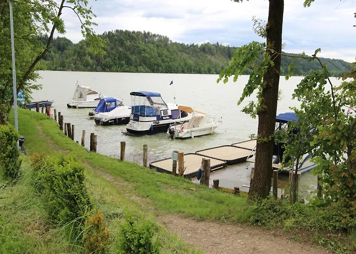 Mobile By Voelkermarkt Reservoir Semesterbostad *